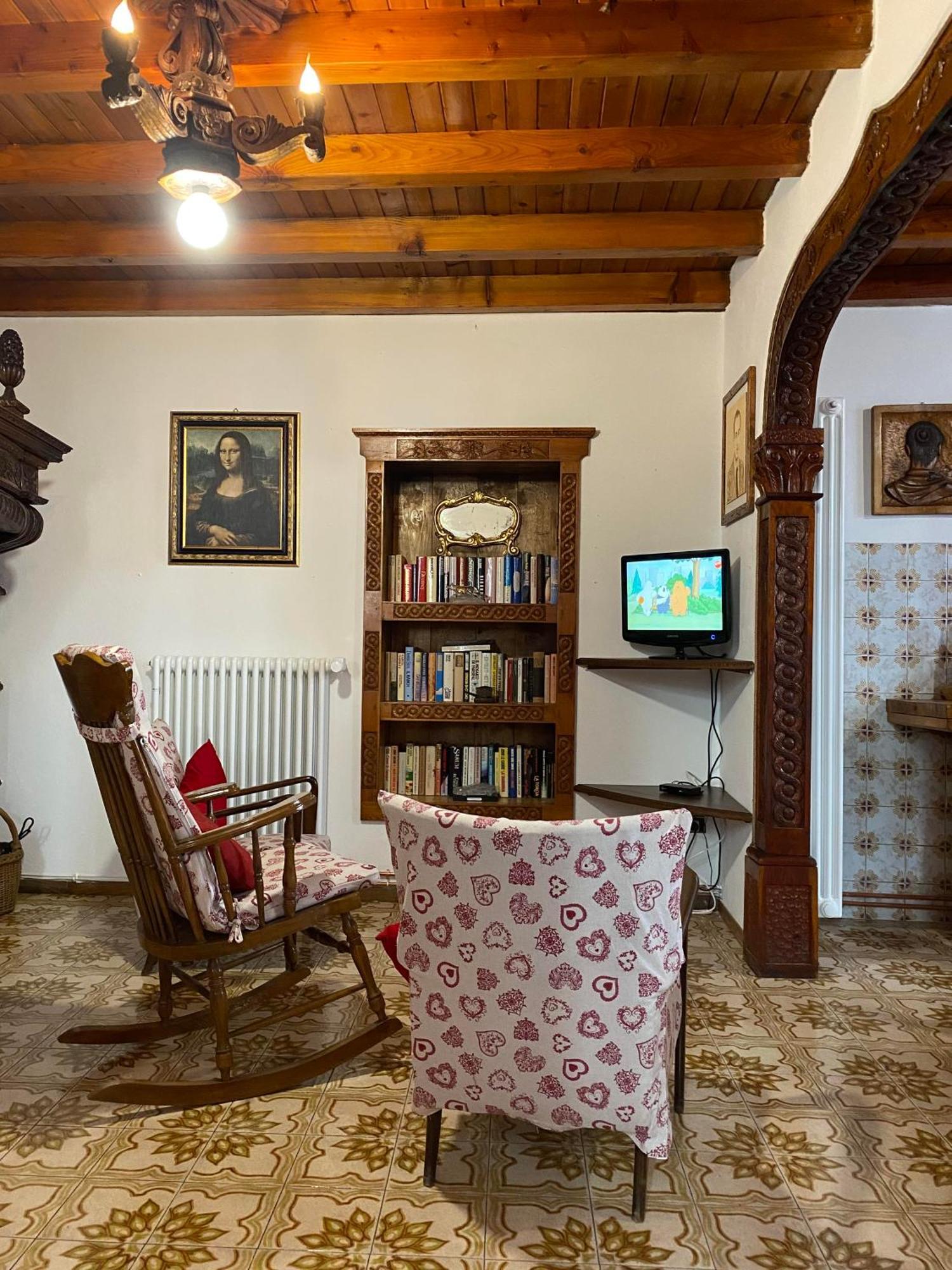 Casa Nel Centro Storico Di Borno Exterior foto